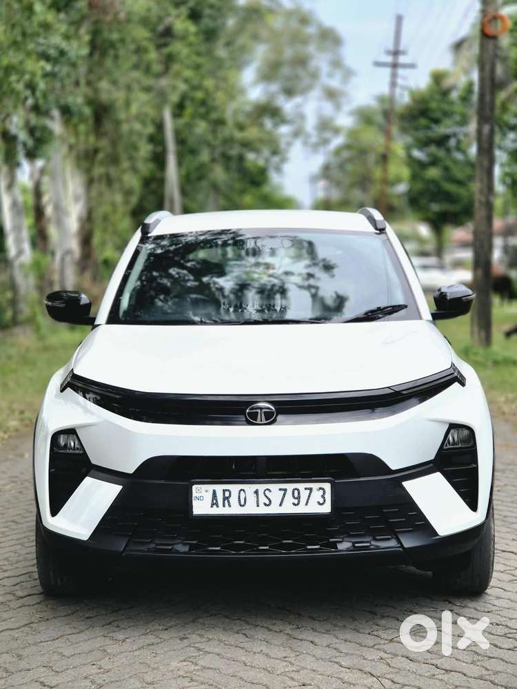 Tata Nexon Smart Plus1.2 Revotron Petrol 5 Mt, 2024, Petrol