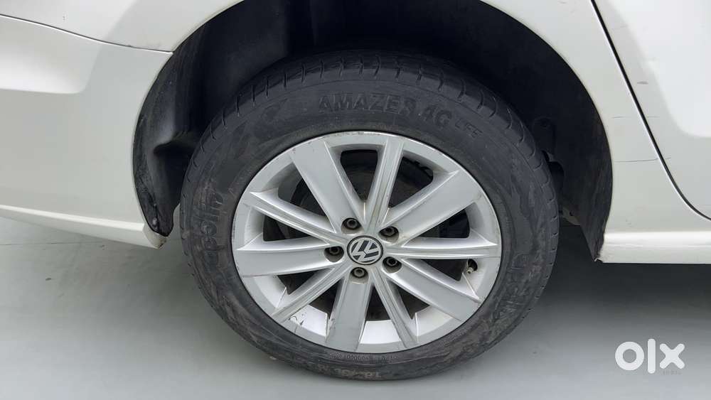 Volkswagen Vento 2013-2015 1.2 Tsi Highline At, 2016, Petrol