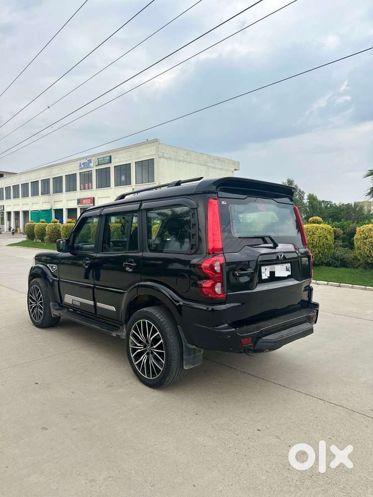 Mahindra Scorpio Classic 2.2 S 11 Mt 7 Str, 2024, Diesel