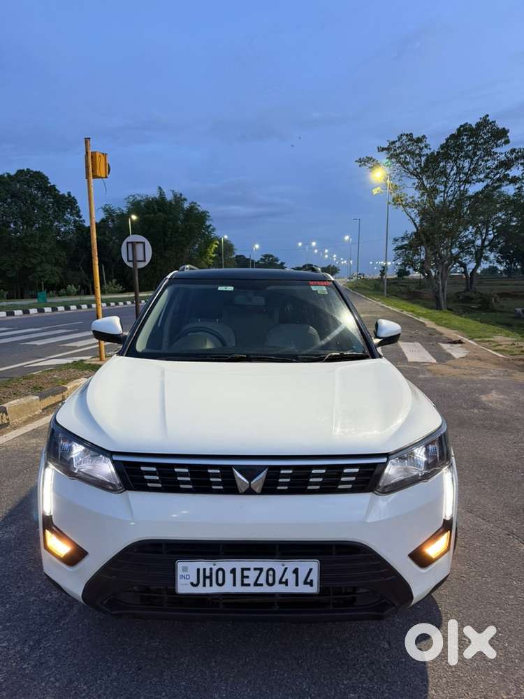 Mahindra Xuv300 Diesel 2023 Sunroof