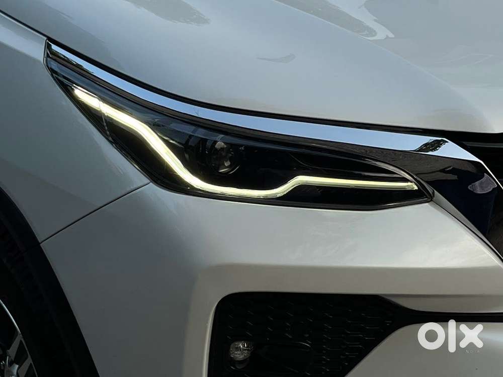 Toyota Fortuner 4x2 At 2.7 Petrol, 2024, Petrol