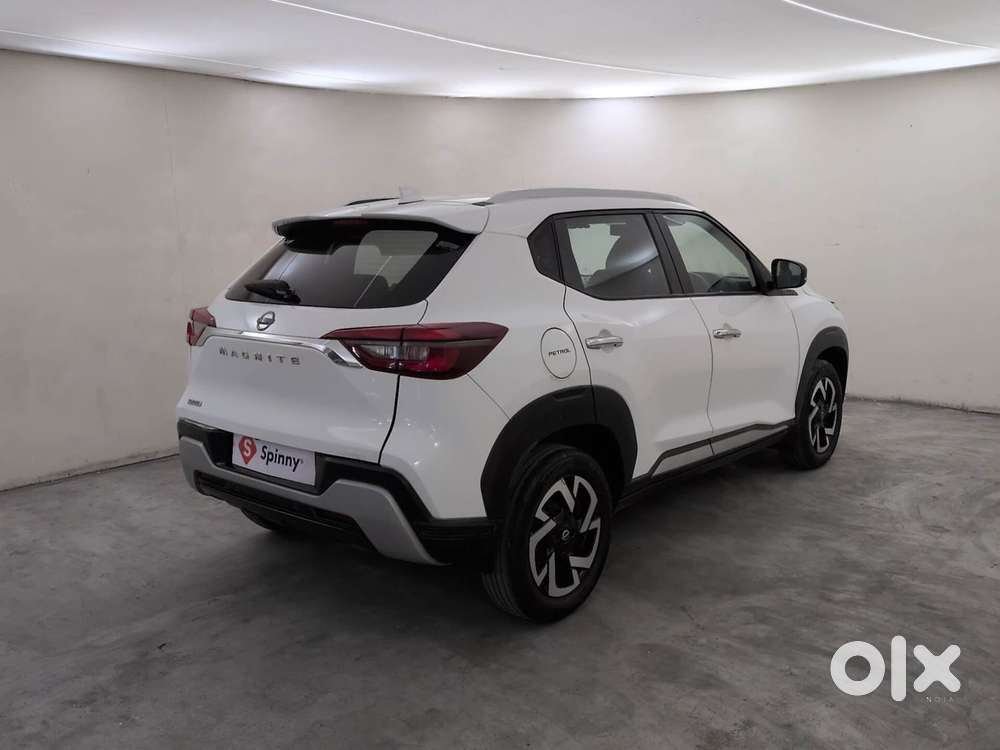 Nissan Magnite Xv Turbo, 2022, Petrol