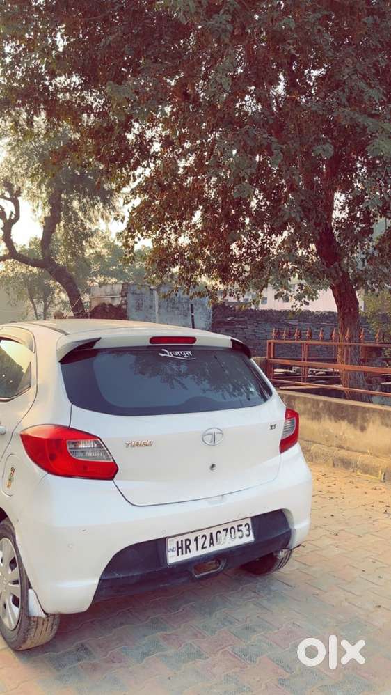 Tata Tiago Petrol 2018