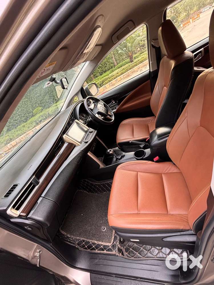 Toyota Innova Crysta 2.8z Automatic, 2021, Diesel