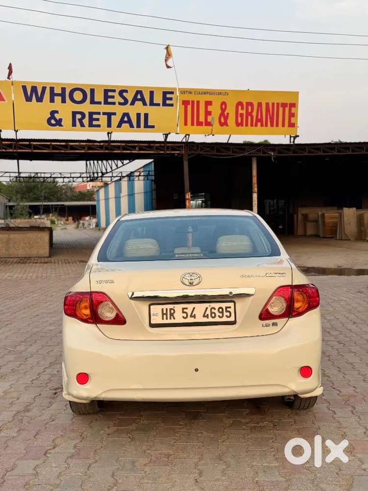 Toyota Corolla Altis 2009 Petrol 90000 Km Driven