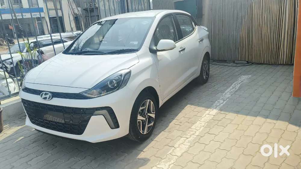 Hyundai Aura 2026 Cng & Hybrids 1100 Km Driven