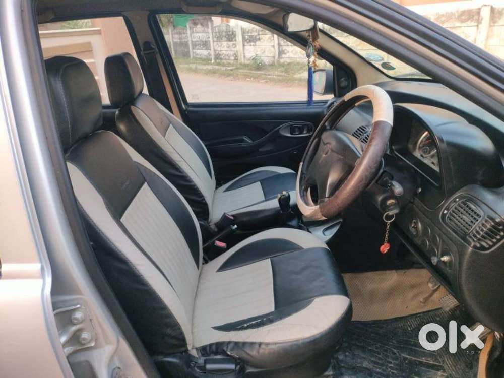 Tata Indigo Ecs Ecs Ls Tdi, 2017