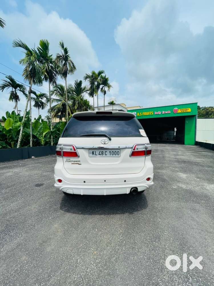 Toyota Fortuner 2011 Diesel 199999 Km Driven