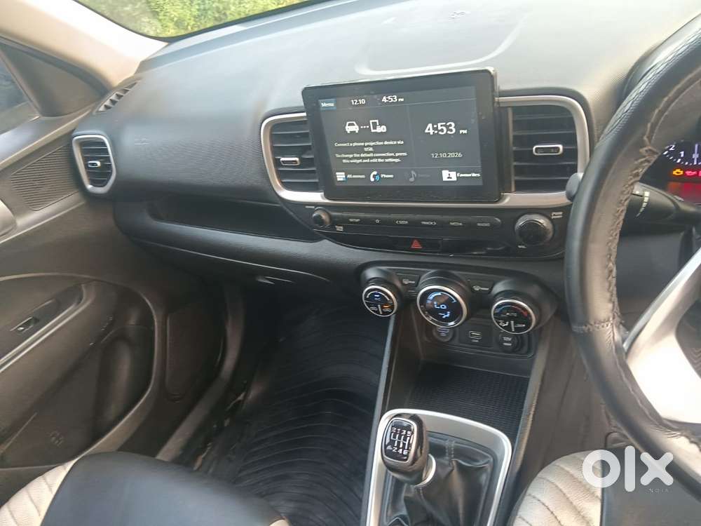 Hyundai Venue, 2021, Petrol