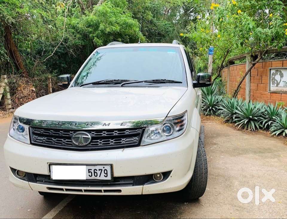 Executive-driven Well Maintained Tata Safari Storme For Sale