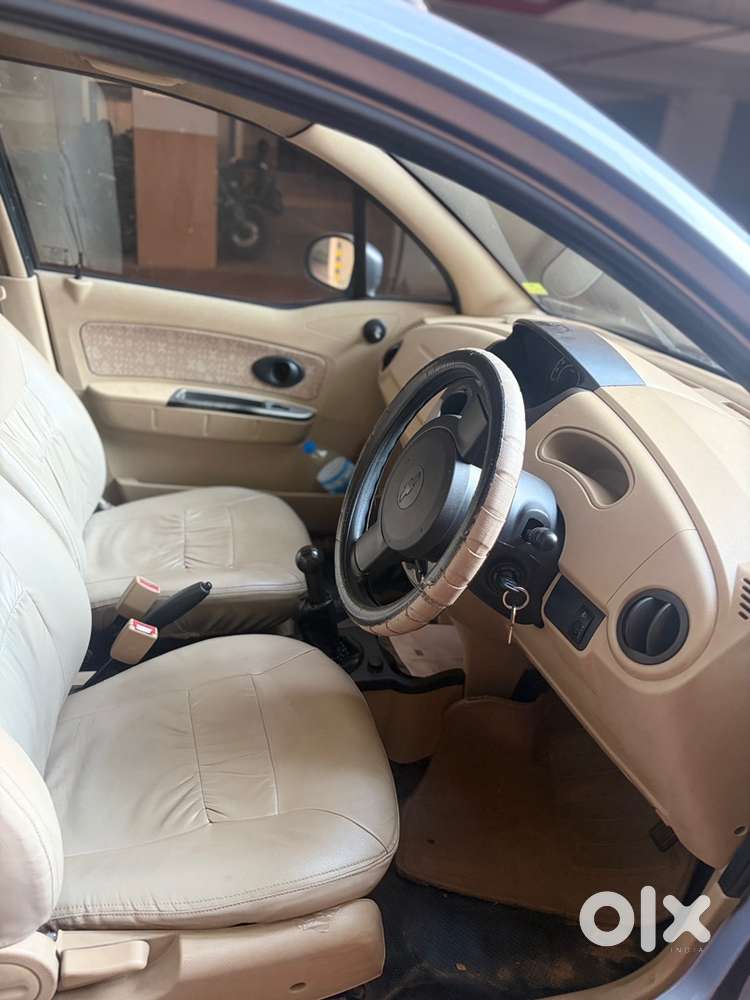 Chevrolet Spark Petrol 2012