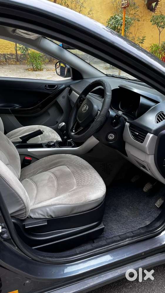 Tata Nexon 1.2 Revotron Xm, 2018, Petrol