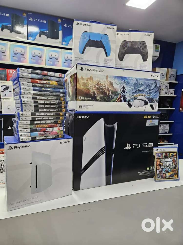 Plasytation 5 Pro Gaming Console