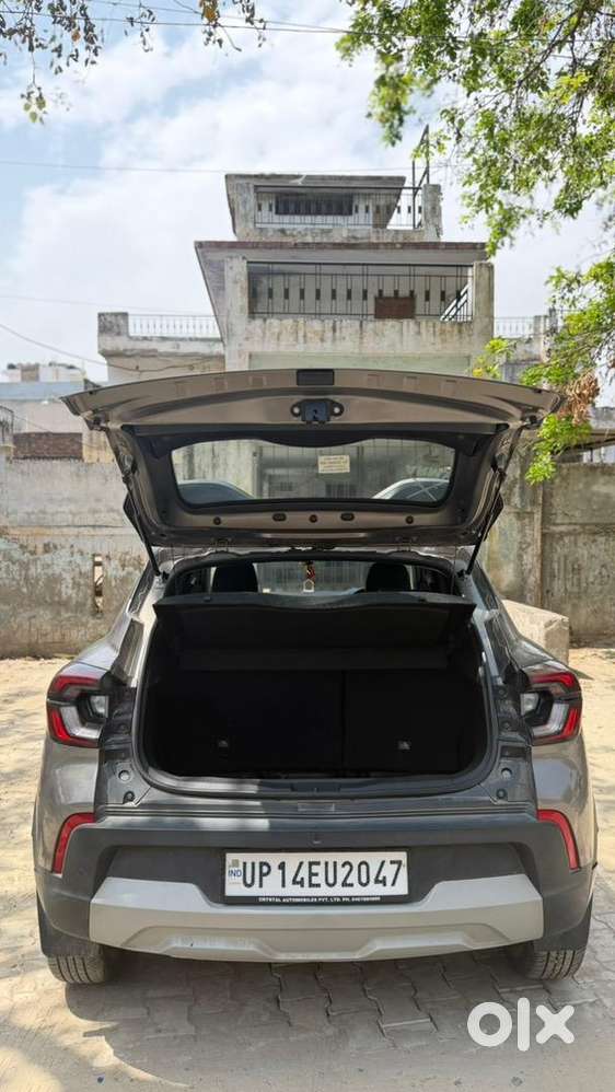 Renault Kiger Rxt Mt 2021  1st Owner  18k Driven  Army Person Owned