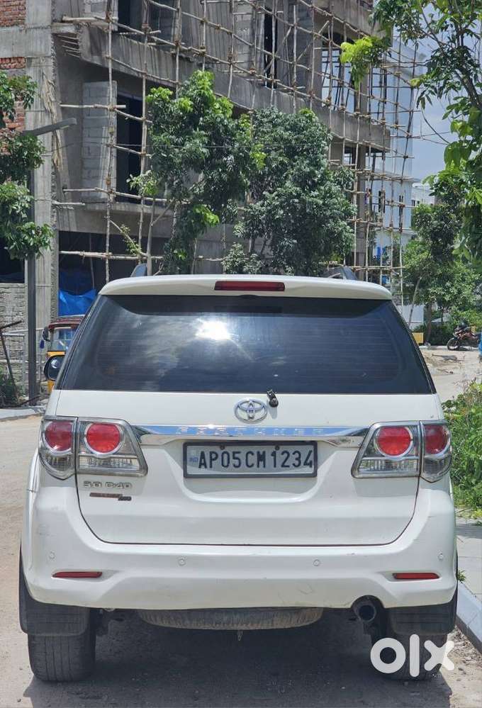 Toyota Fortuner 3.0 4x4 Manual, 2013, Diesel