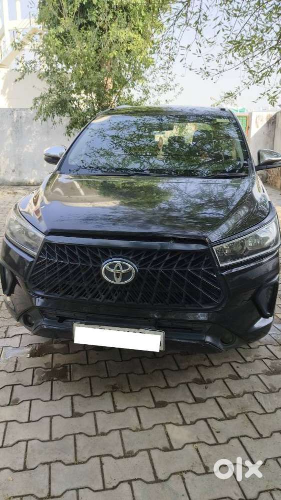 Toyota Innova Crysta 2.4 G Mt 7 Str, 2022, Diesel