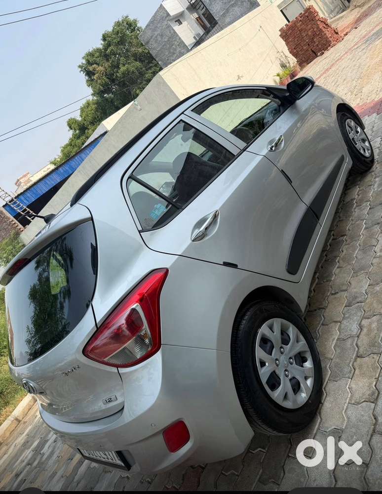 Hyundai Grand I10 Sportz 2014 Petrol