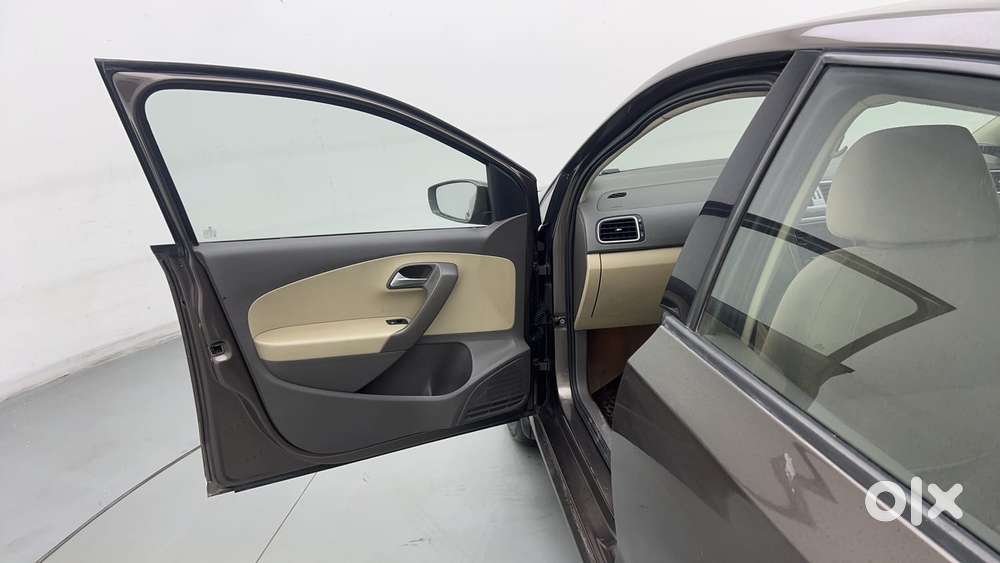 Volkswagen Vento 1.2l Tsi Highline Plus At Petrol, 2018, Petrol