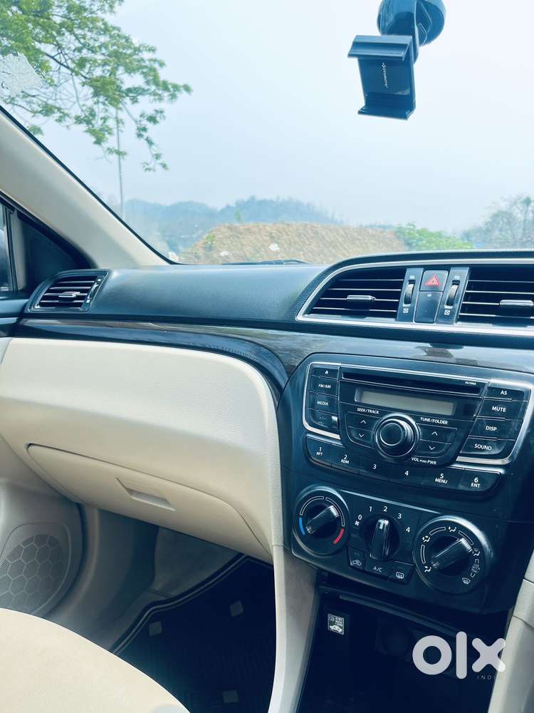 Maruti Suzuki Ciaz 2014-2017 Vxi, 2017, Petrol