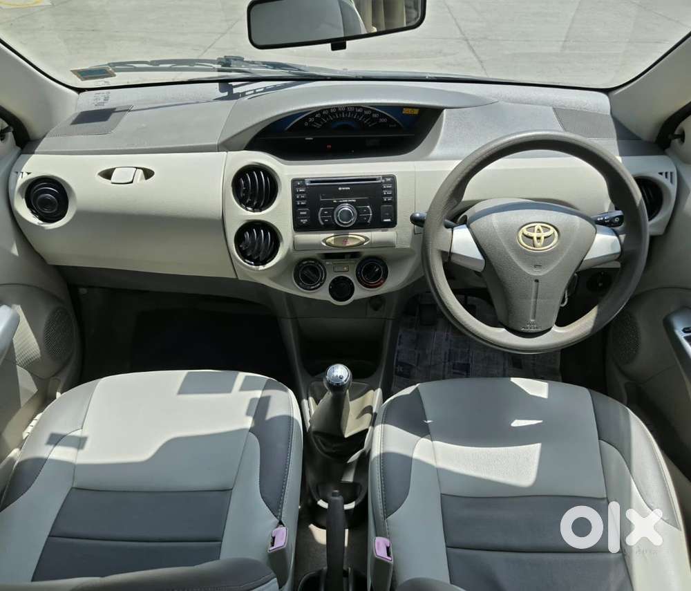 Toyota Etios Liva 2013-2014 G, 2014, Petrol