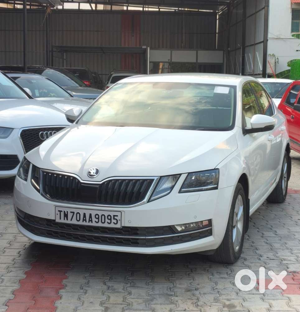 Skoda Octavia Style Plus 1.8 Tsi At, 2019, Petrol