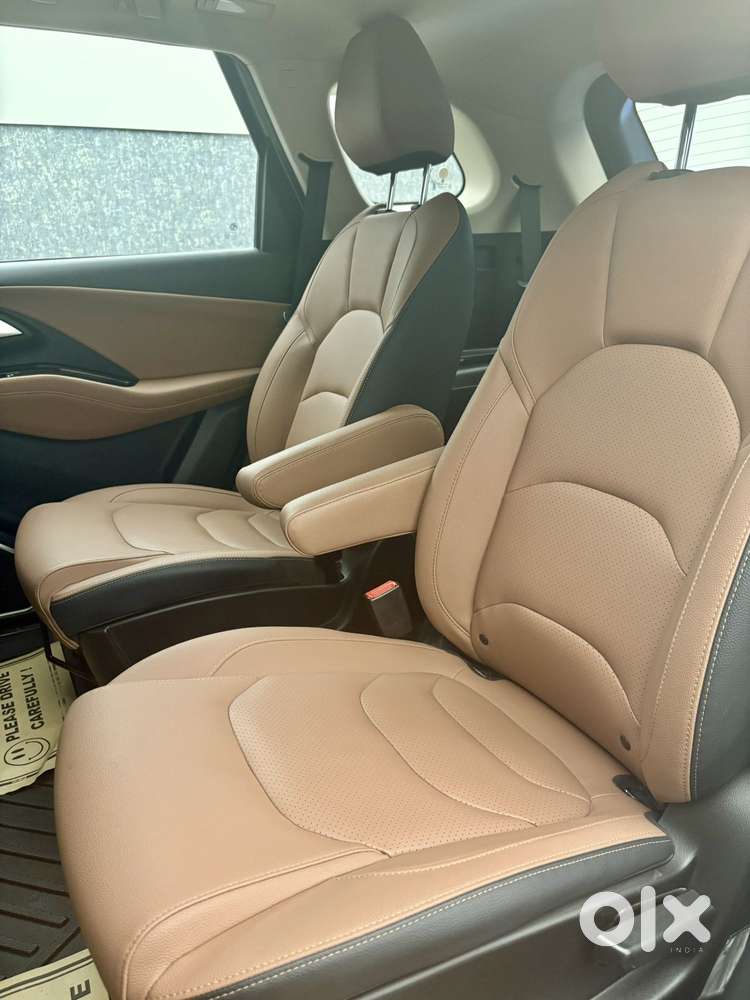 Mg Hector Plus Sharp Pro 1.5 Turbo Petrol Cvt 6 Str, 2023, Petrol
