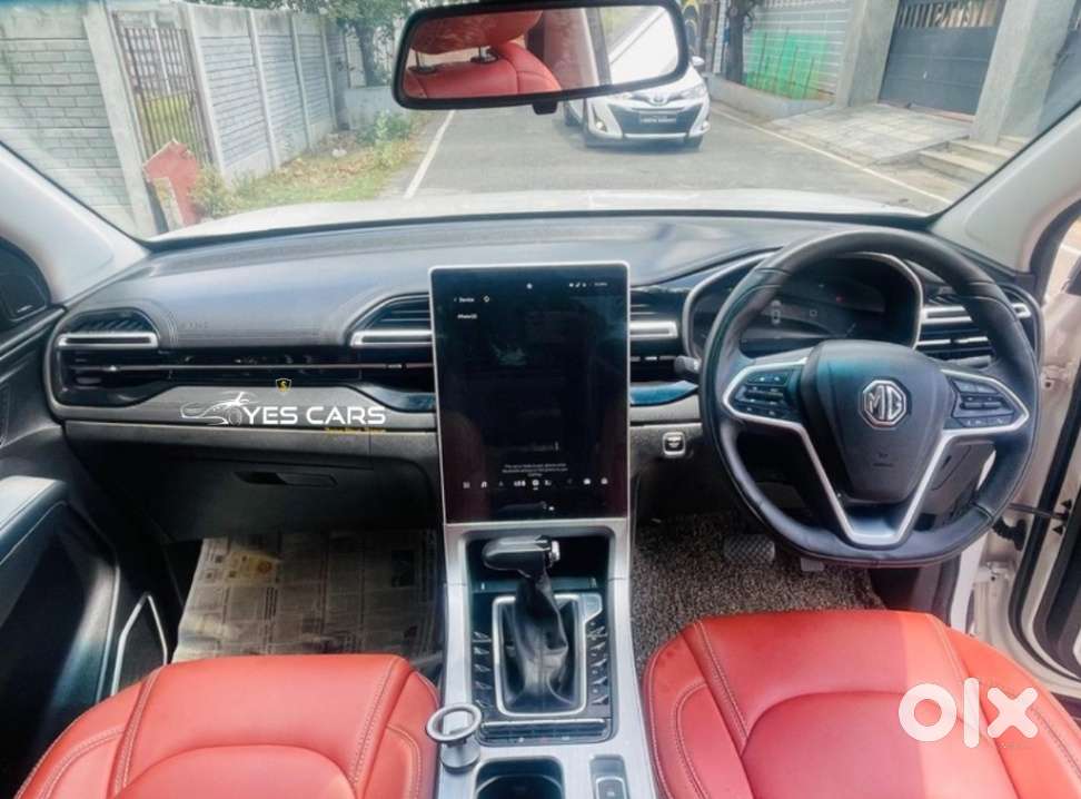 Mg Hector Plus, 2024, Petrol