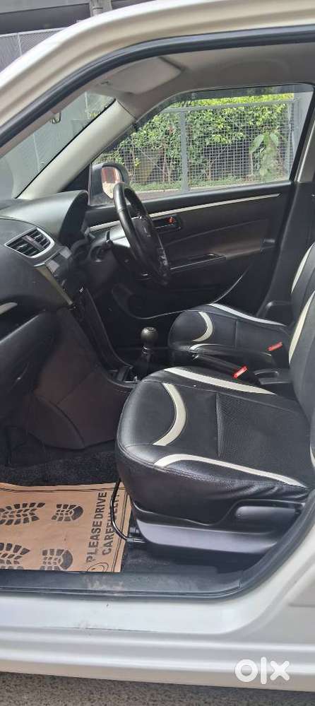 Maruti Suzuki Swift Lxi Optional-o, 2017, Cng & Hybrids