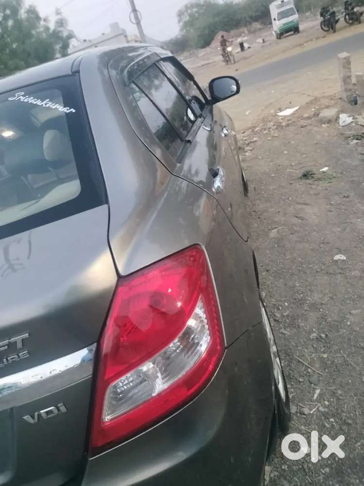 Maruti Suzuki Swift Dzire 2015