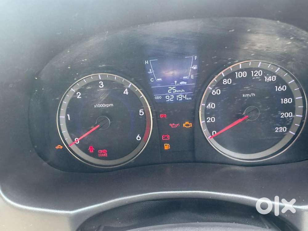 Hyundai Fluidic Verna 2013