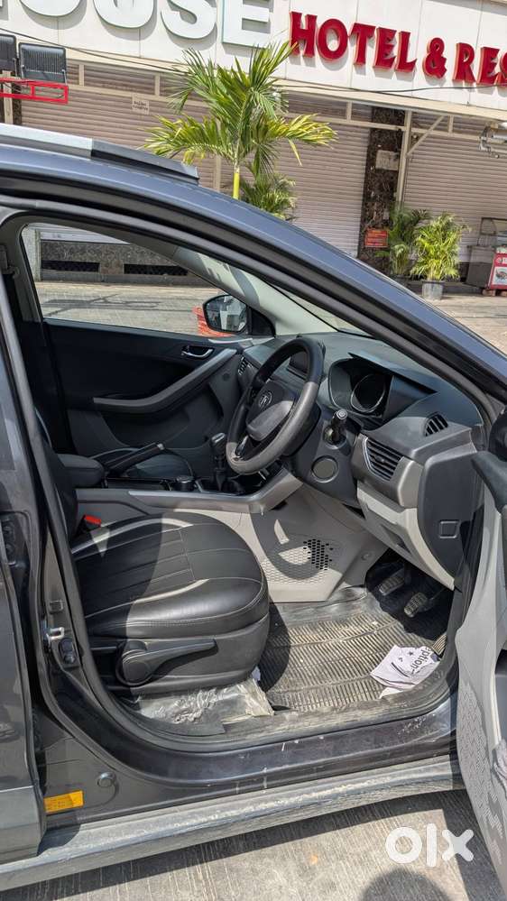 Tata Nexon Xz+ Diesel  1st Owner  New Tyres & Battery