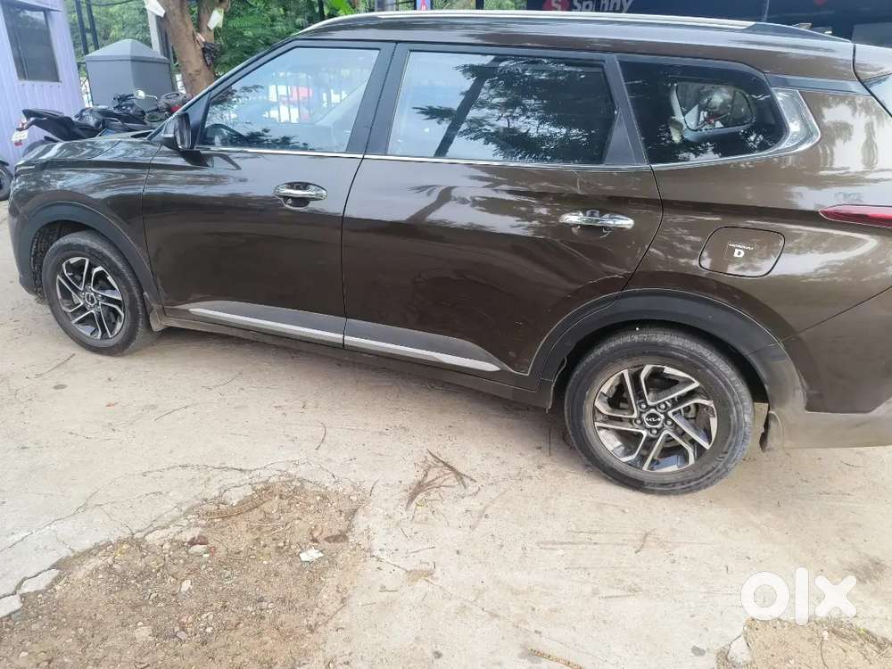 Kia Carens 2022.diesel.top End.automatic.7seater.