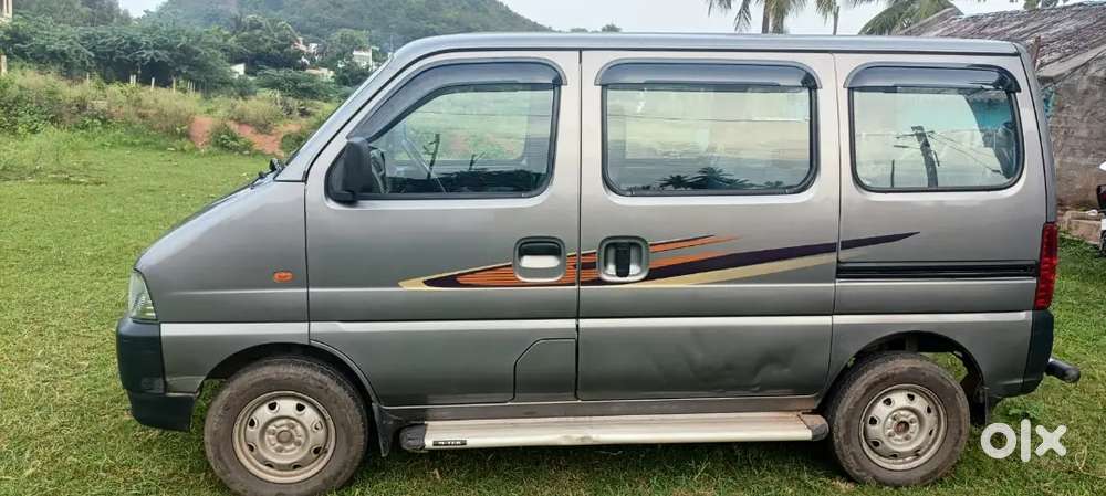 Maruti Suzuki Eeco 2022 Petrol Well Maintained