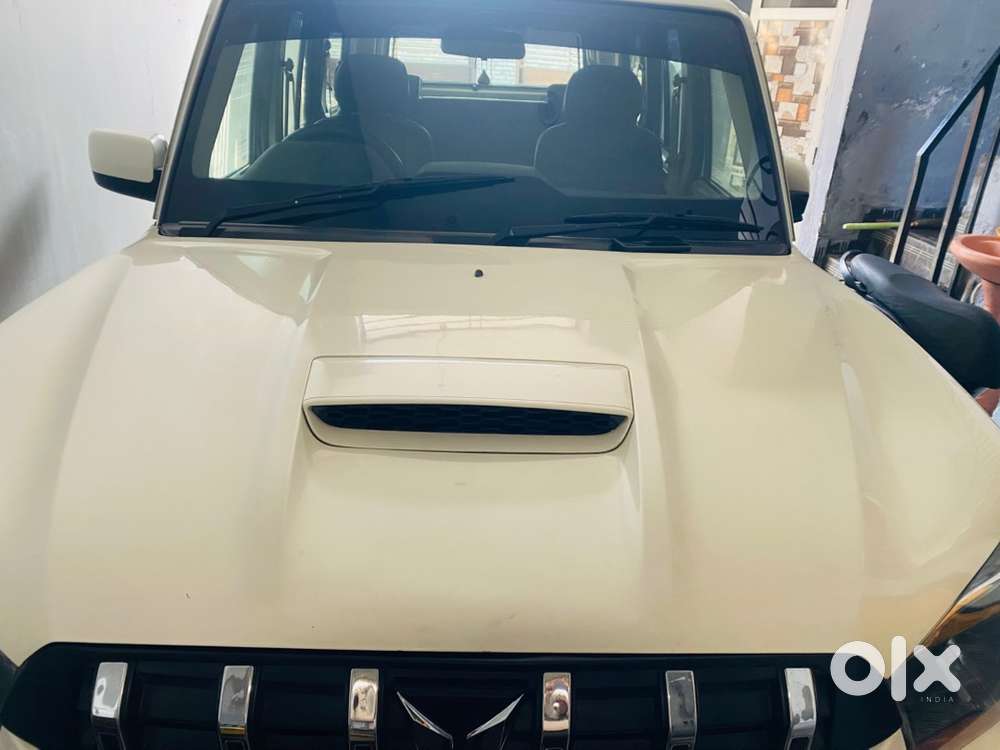 Mahindra Scorpio S6+ Classic 2015