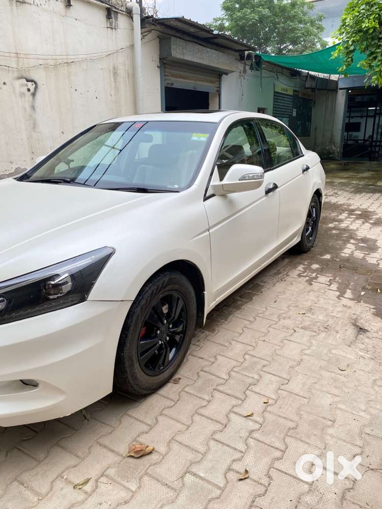 Honda Accord 2011 Petrol Well Maintained