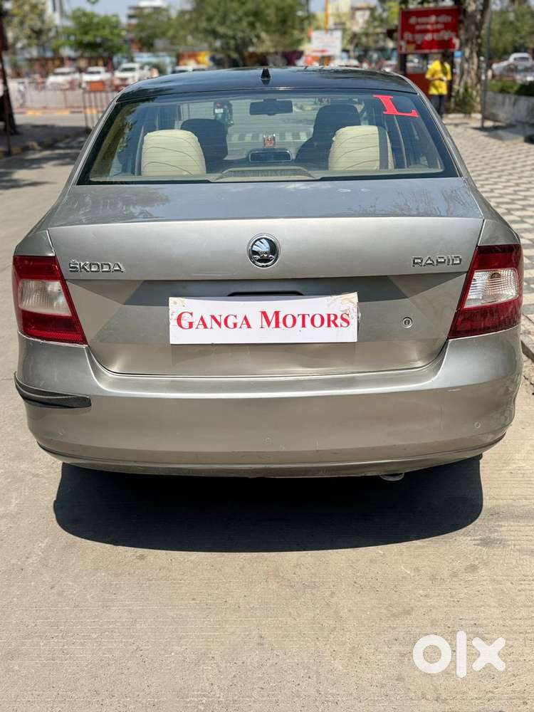 Skoda Rapid 1.6 Mpi At Ambition, 2015, Petrol