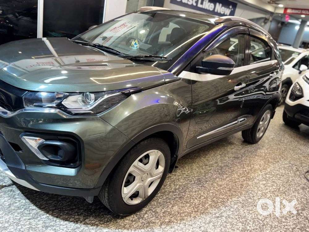 Tata Nexon 1.2 Revotron Xma Amt (s), 2021, Petrol