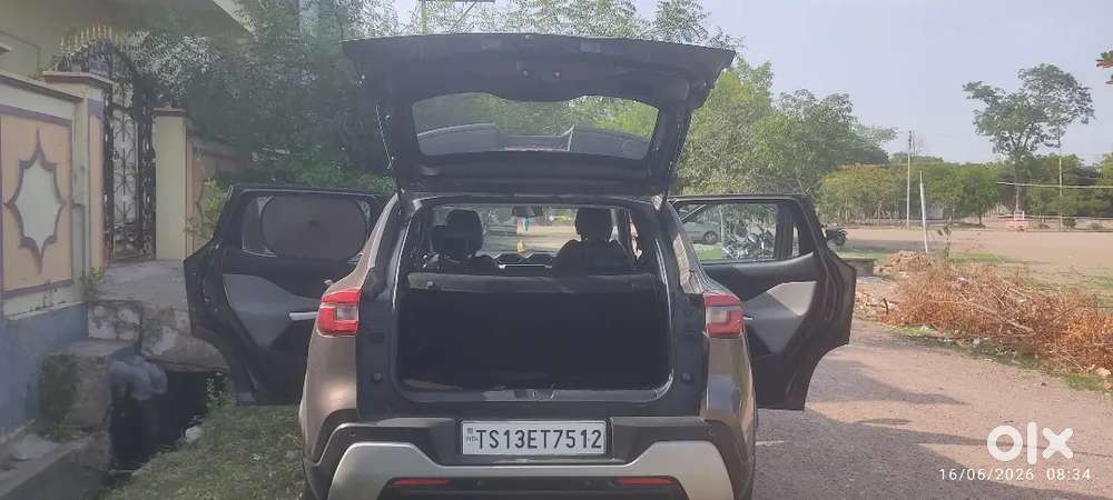 Nissan Magnite 1.0 Xv Petrol Manual 2021