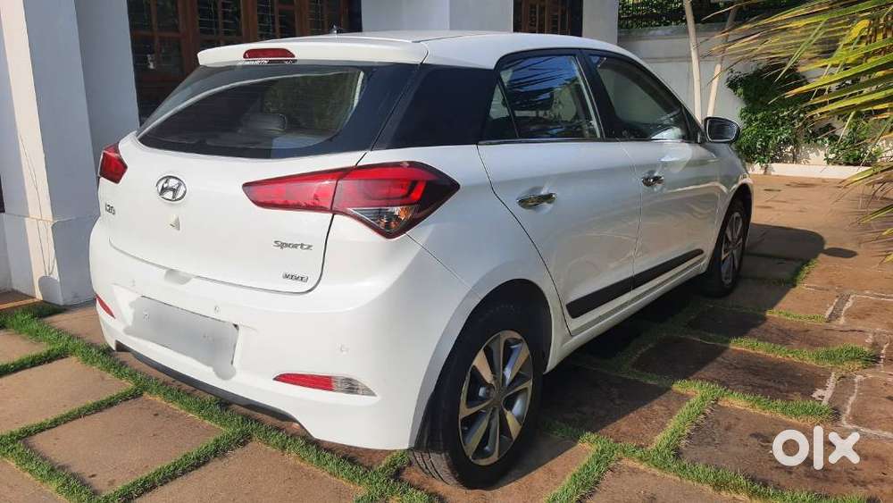 Hyundai Elite I20 Sportz (o) 1.2, 2015, Petrol