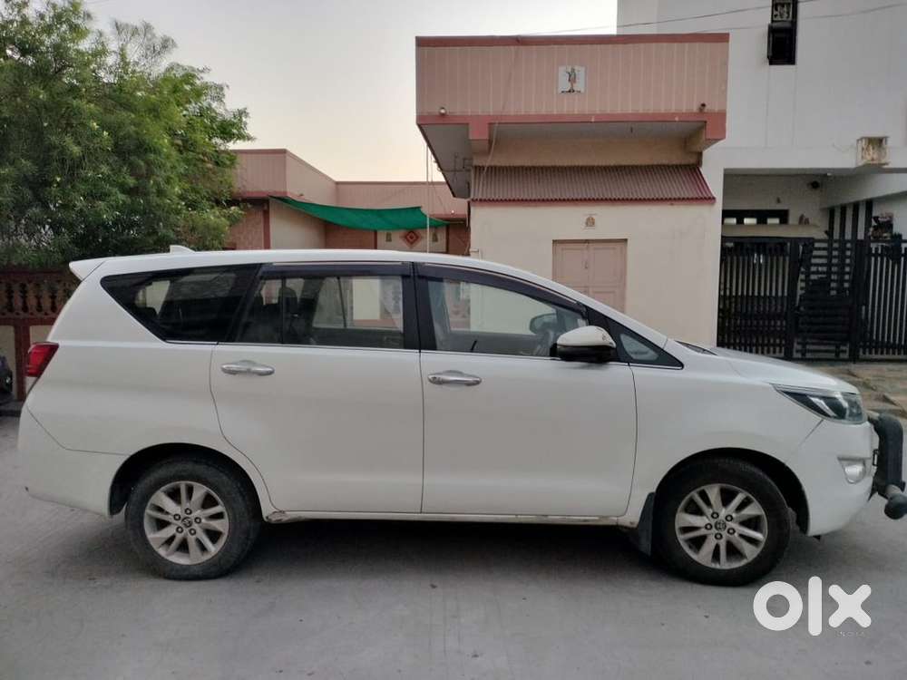 Toyota Innova Crysta 2017 Diesel Manual