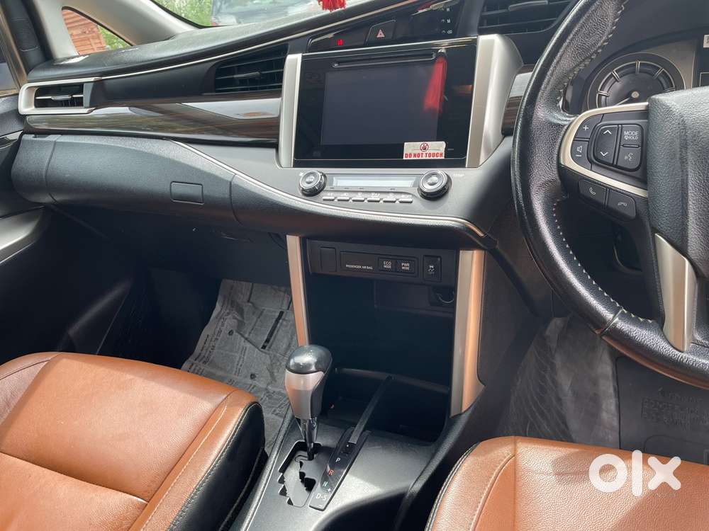 Toyota Innova Crysta Diesel 2018 Model