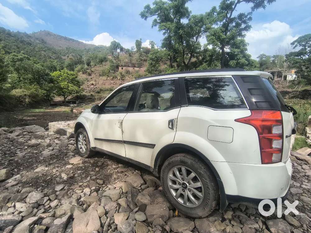 Mahindra Xuv500 2017 Year Model