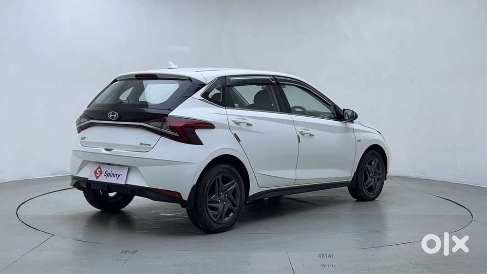 Hyundai I20 Sportz 1.2 Ivt, 2022, Petrol