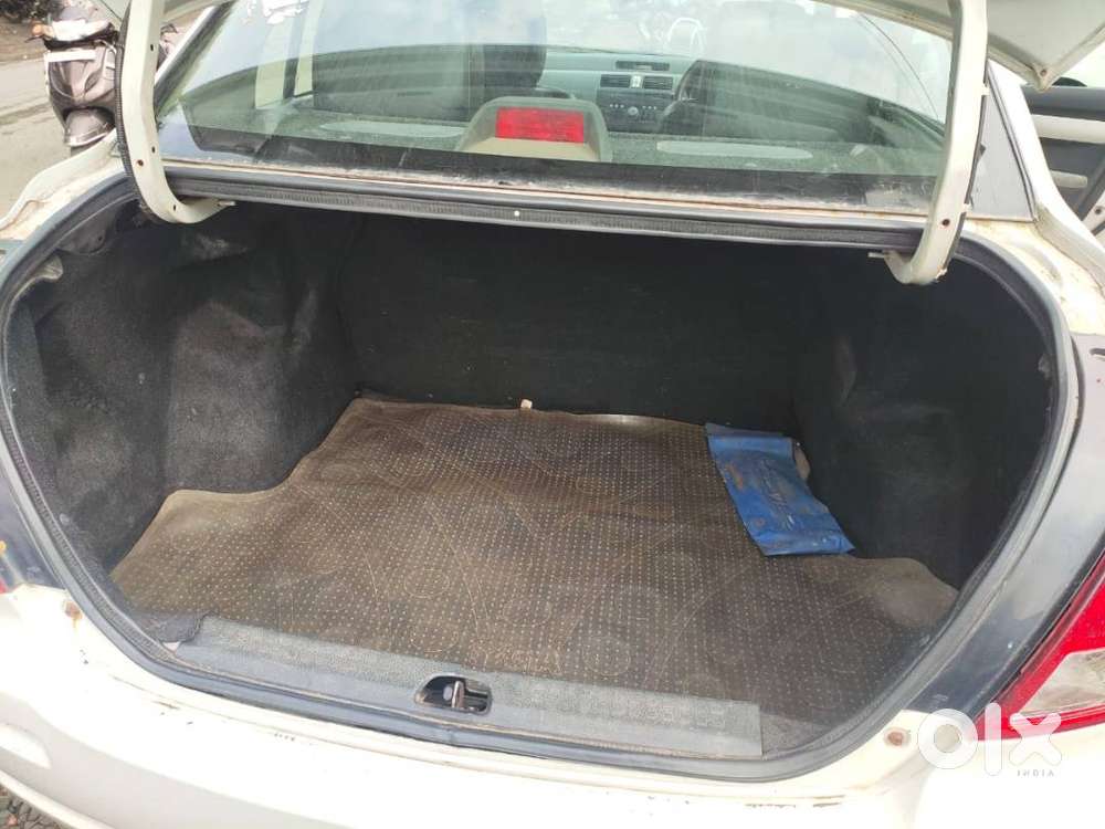 Maruti Suzuki Swift Dzire 2010