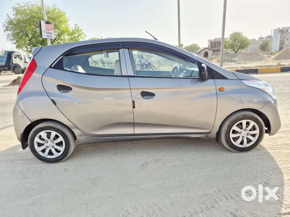 Hyundai Eon Magna + Non Accidental Car With Guarantee