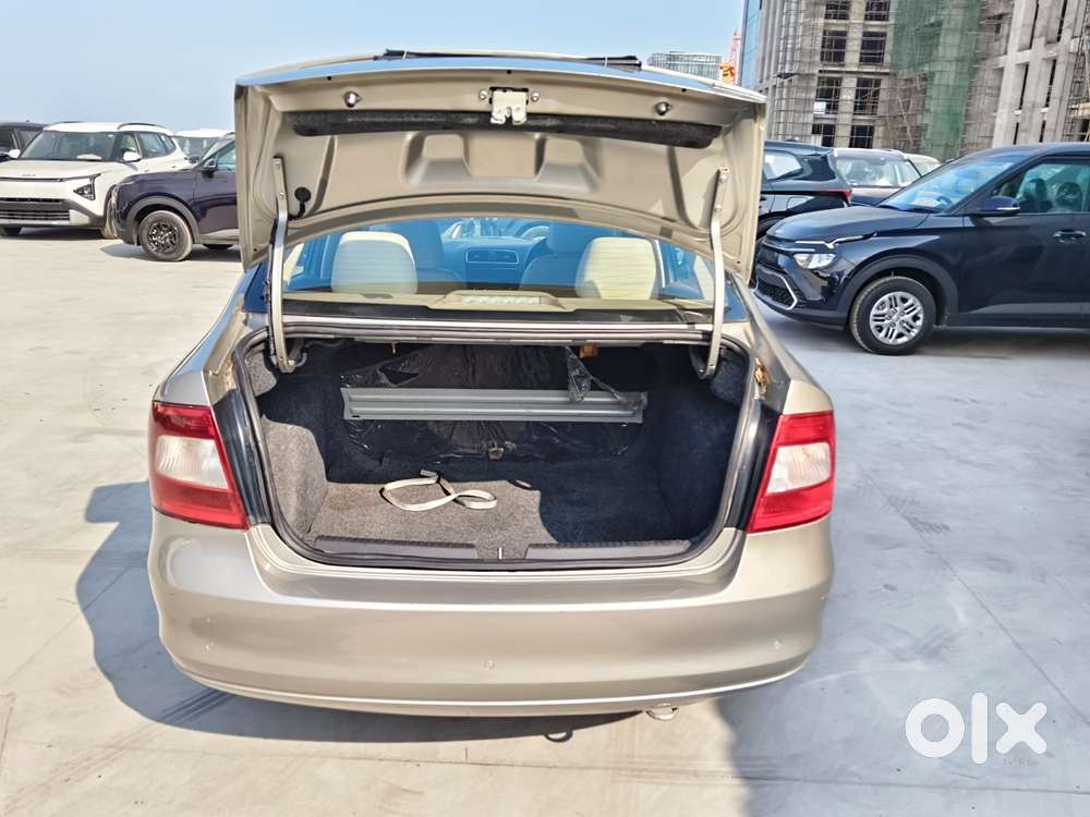 Skoda Rapid [2016-2020] 1.5 Style Plus Tdi At, 2016, Diesel