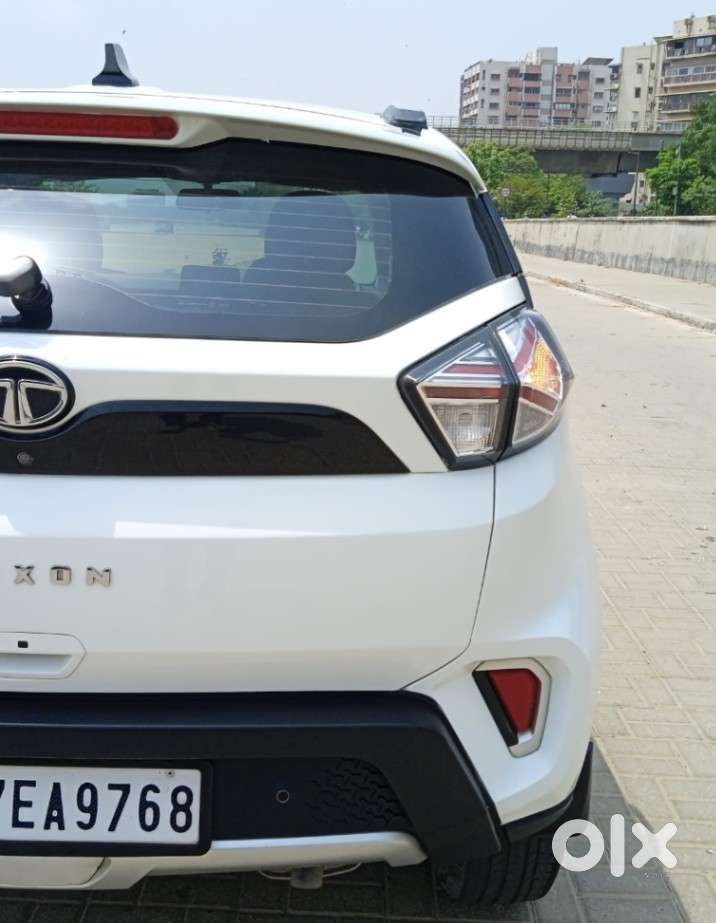 Tata Nexon 1.2 Revotron Xz Plus, 2022, Petrol
