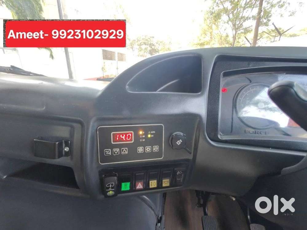 Force Motors Trax Cruiser 9 Str Ac, 2016, Diesel