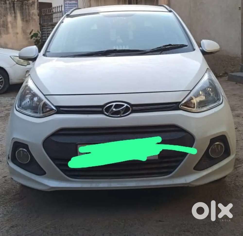 Hyundai Grand I10 2015 Petrol Well Maintained