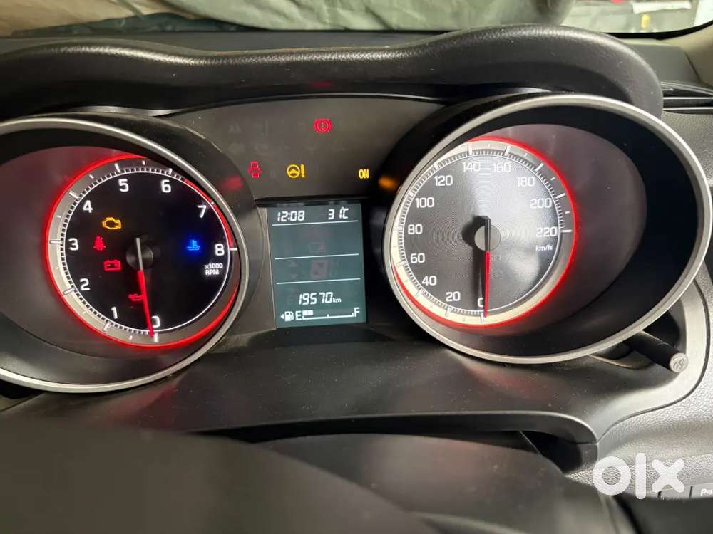 Maruti Suzuki Swift 2018 Petrol 19500 Km Driven